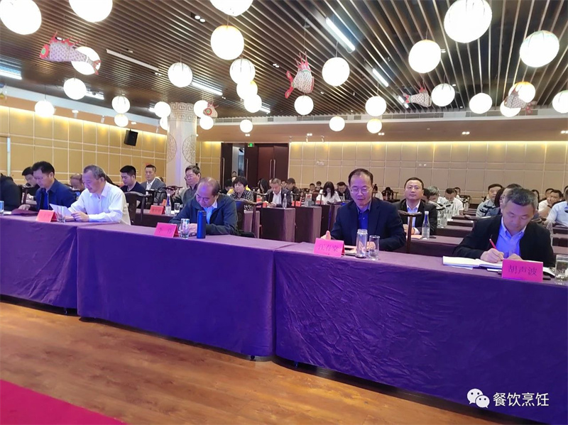 我市餐饮行业协会成立-----黄山徽菜食材产业分会徽菜“徽州臭鳜鱼”产业分会
